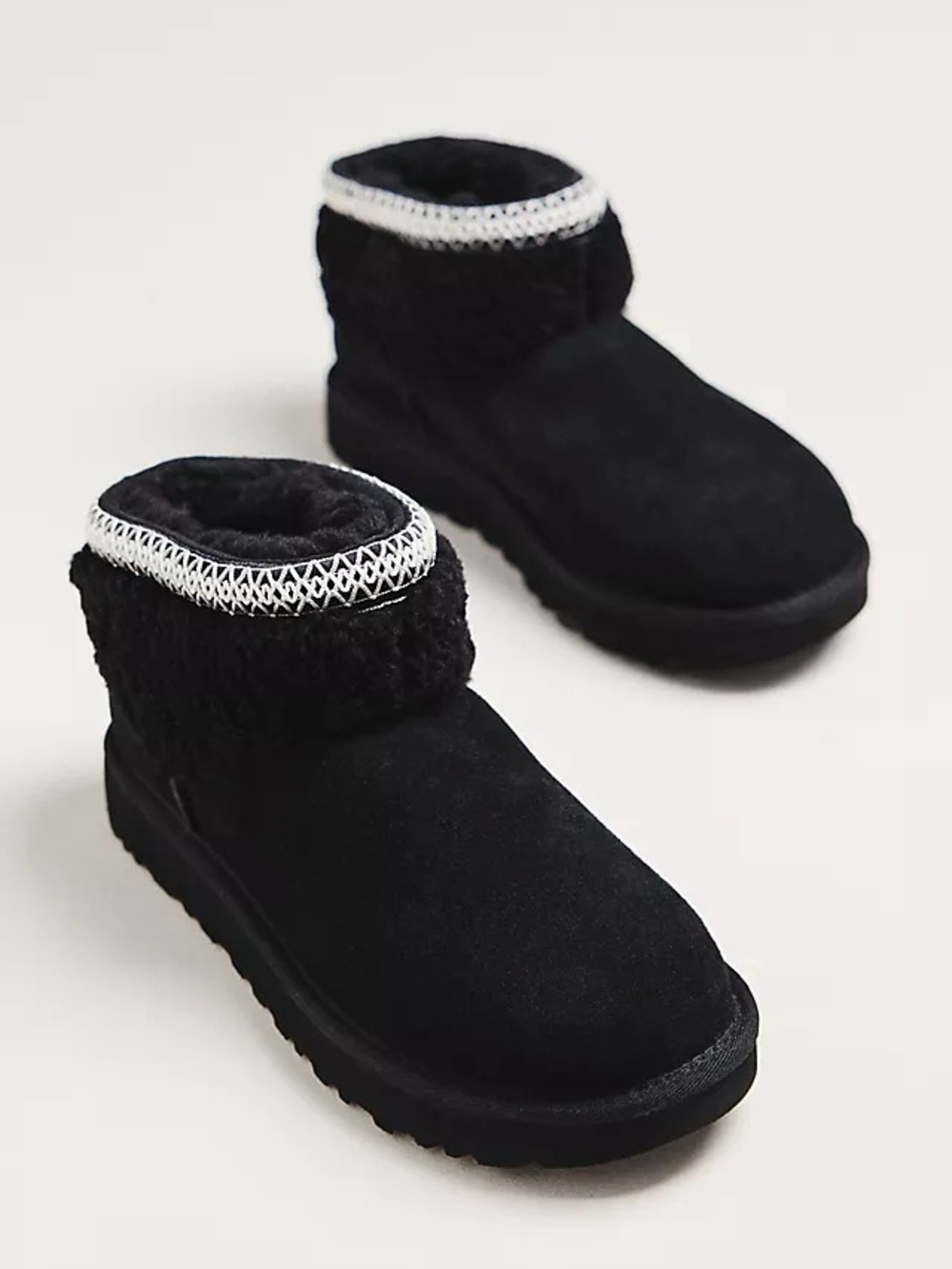 UGG Mini Maxi Curly Boots
